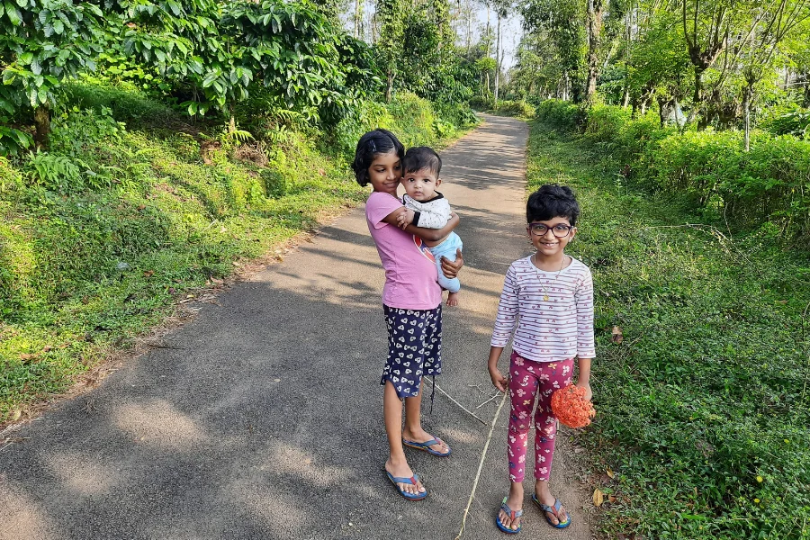 villagewalk3